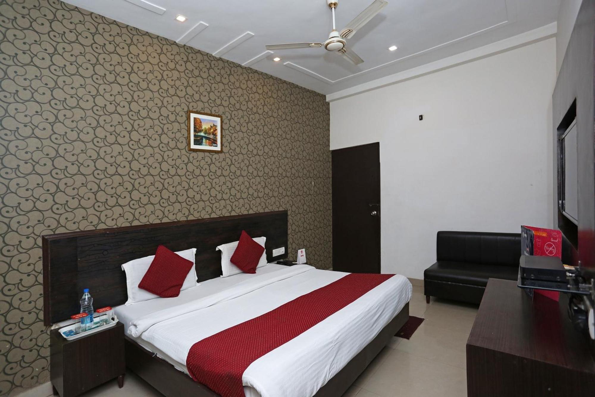 Hotel O Kanha Continental Agra  Ngoại thất bức ảnh